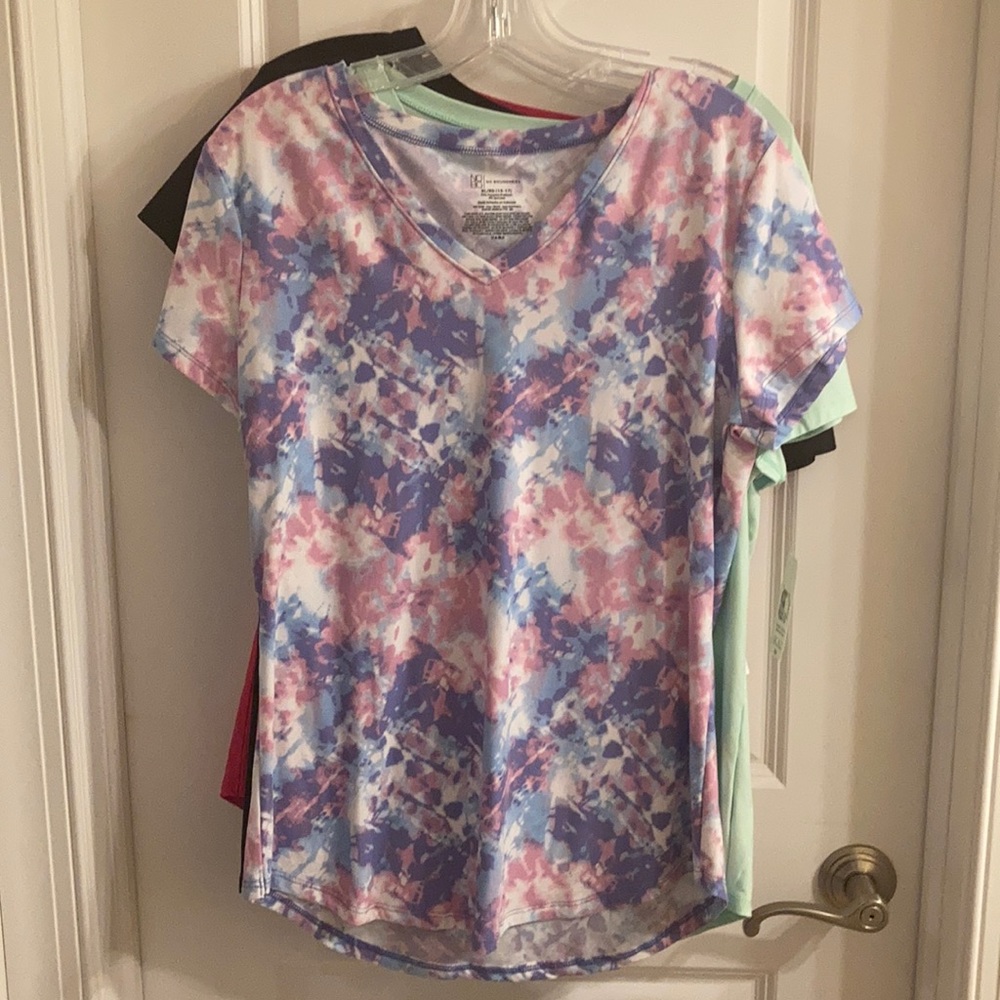 Tee shirts